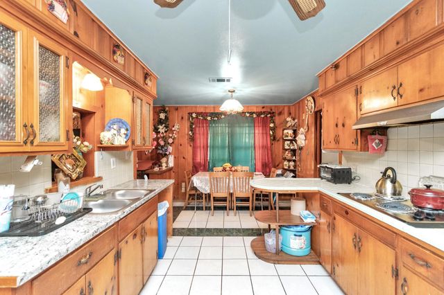 1105 Soren Lane, Houston, TX 77076