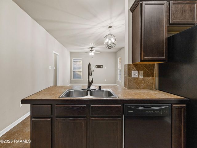 412 Magnolia Knee Drive, Carencro, LA 70520