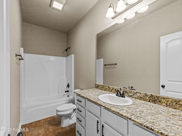 412 Magnolia Knee Drive, Carencro, LA 70520