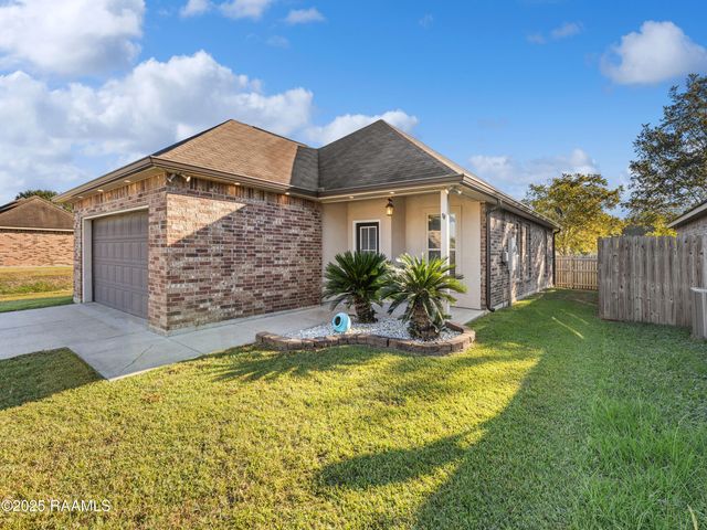 412 Magnolia Knee Drive, Carencro, LA 70520