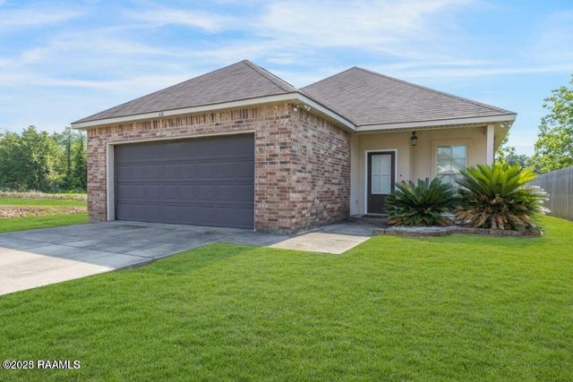 412 Magnolia Knee Drive, Carencro, LA 70520