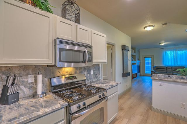 2447 Treviso Drive SE, Rio Rancho, NM 87124