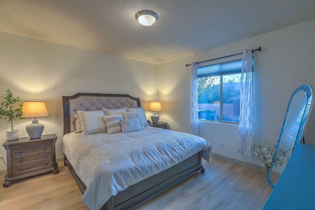 2447 Treviso Drive SE, Rio Rancho, NM 87124