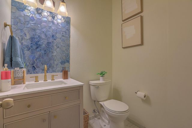 2447 Treviso Drive SE, Rio Rancho, NM 87124