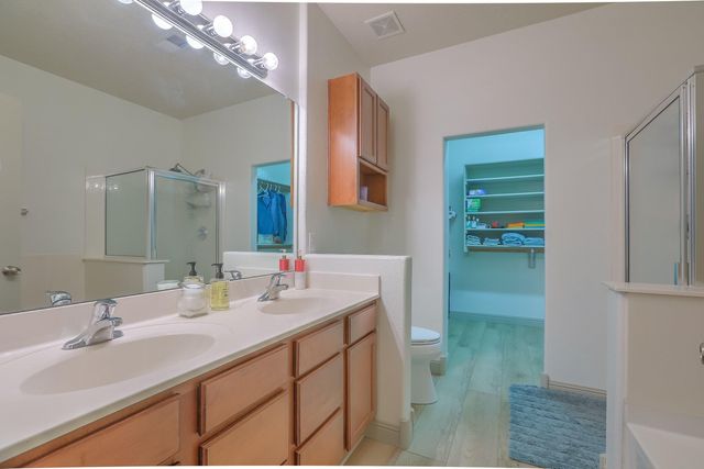 2447 Treviso Drive SE, Rio Rancho, NM 87124