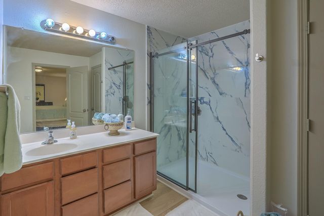 2447 Treviso Drive SE, Rio Rancho, NM 87124