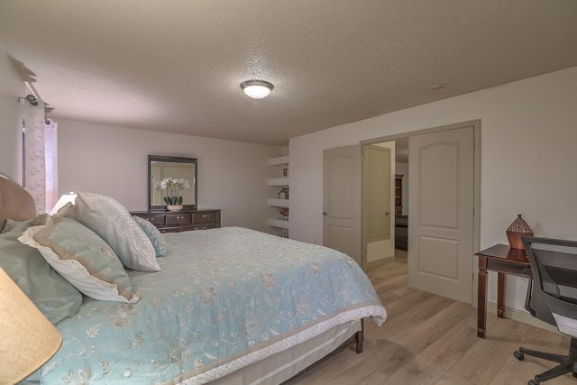 2447 Treviso Drive SE, Rio Rancho, NM 87124