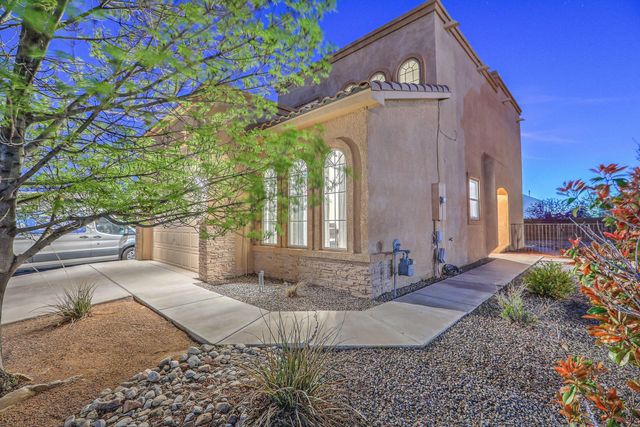 2447 Treviso Drive SE, Rio Rancho, NM 87124