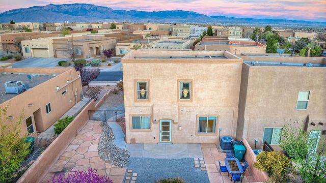 2447 Treviso Drive SE, Rio Rancho, NM 87124