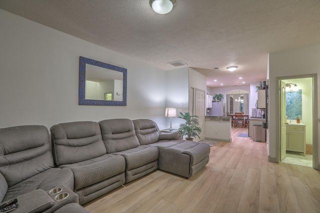 2447 Treviso Drive SE, Rio Rancho, NM 87124