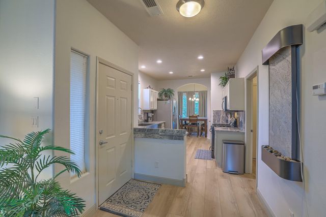 2447 Treviso Drive SE, Rio Rancho, NM 87124