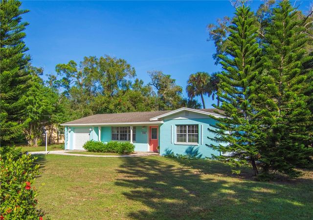 2046 50th Avenue, Vero Beach, FL 32966