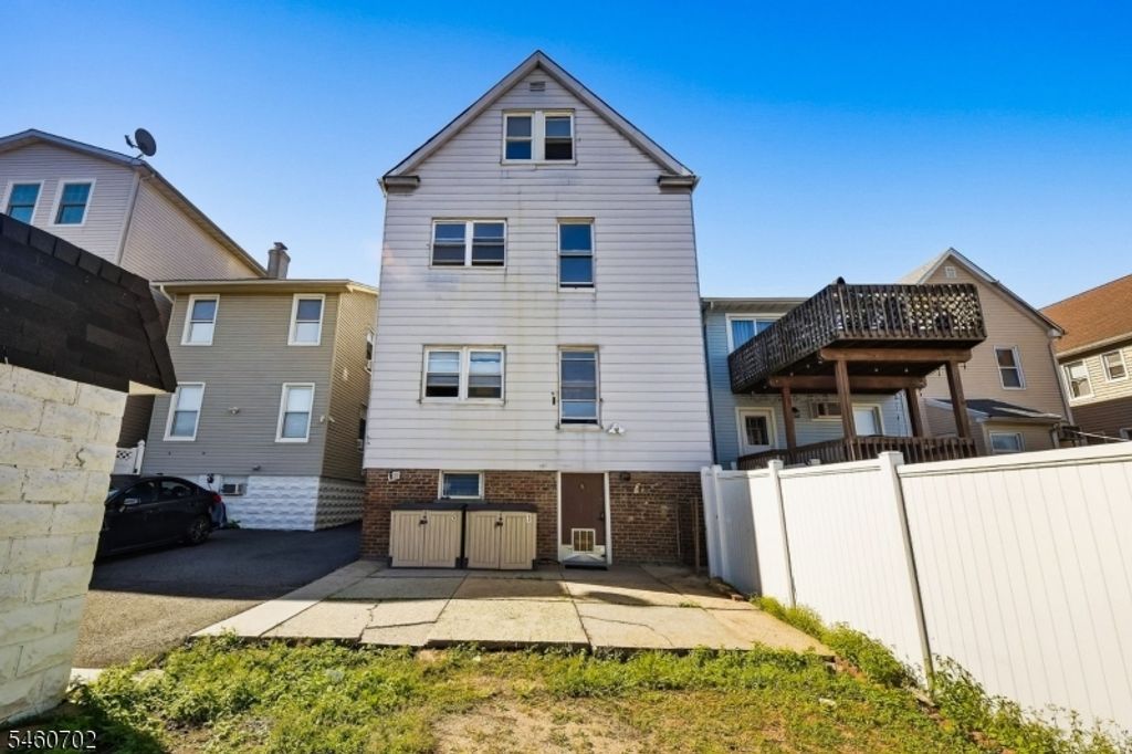 288 Devon St, Kearny Town, NJ 07032 — photo 4
