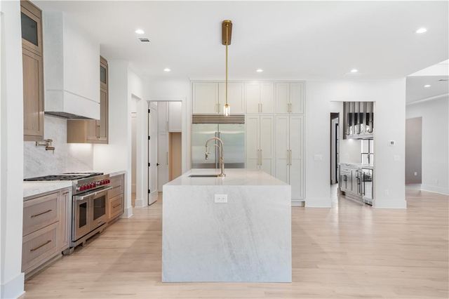 238 Brooke Drive, Alpharetta, GA 30009