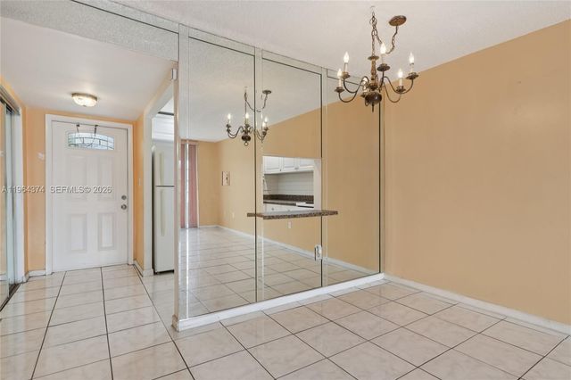 8135 sunrise lakes blvd 208, Sunrise, FL 33322