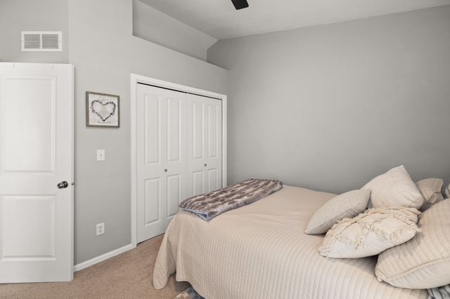 15226 Greenbelt Drive, Urbandale, IA 50323