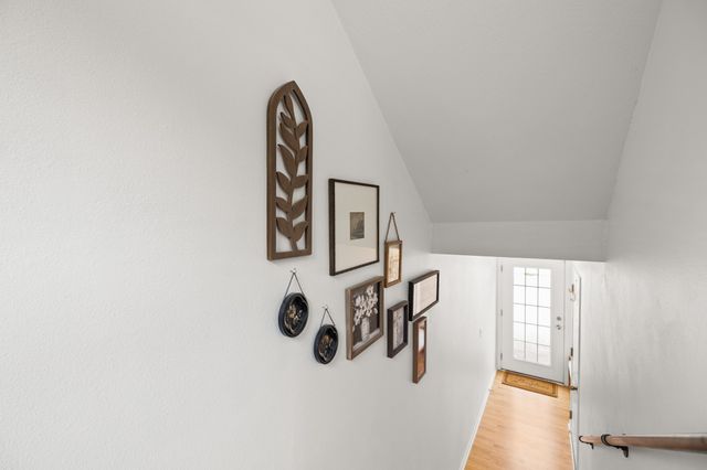 15226 Greenbelt Drive, Urbandale, IA 50323