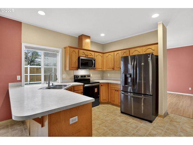 8907 Ne 84TH St, Vancouver, WA 98662