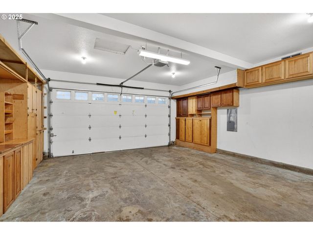 8907 Ne 84TH St, Vancouver, WA 98662