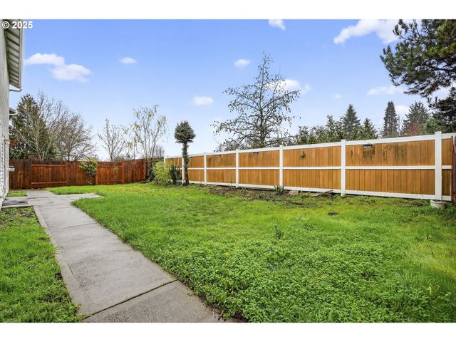 8907 Ne 84TH St, Vancouver, WA 98662