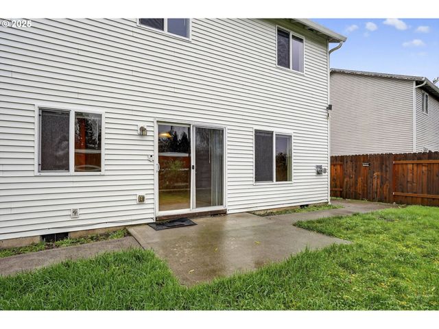 8907 Ne 84TH St, Vancouver, WA 98662