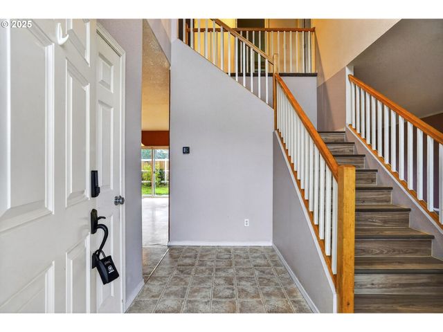 8907 Ne 84TH St, Vancouver, WA 98662