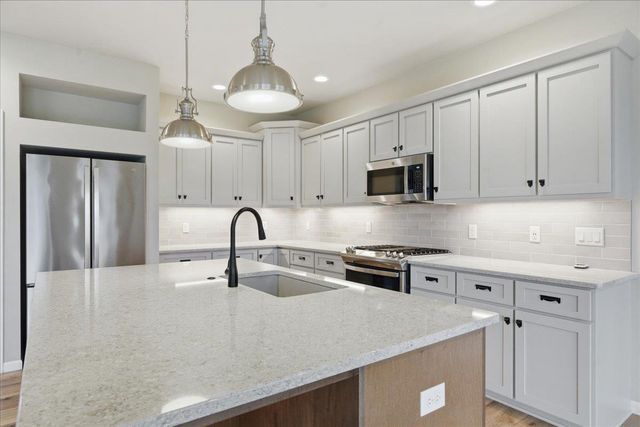 2344 Butterfly Circle, Sun Prairie, WI 53590