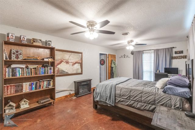 812 Orange Street, Merkel, TX 79536