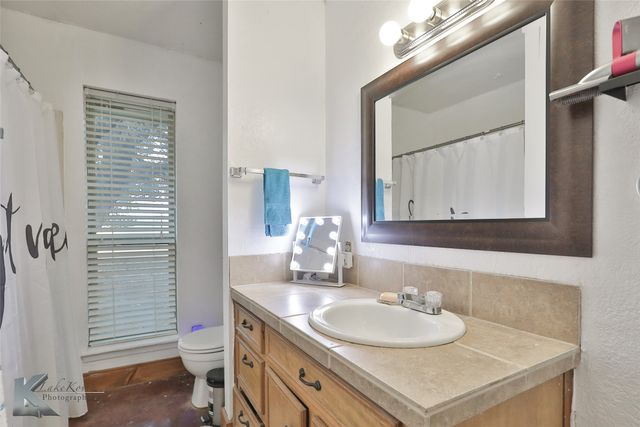 812 Orange Street, Merkel, TX 79536