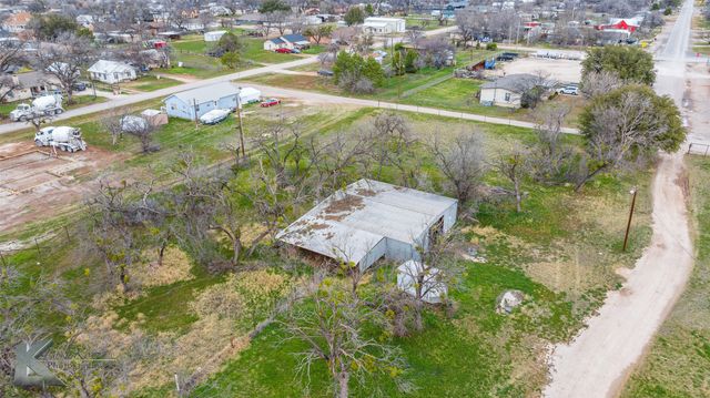 812 Orange Street, Merkel, TX 79536