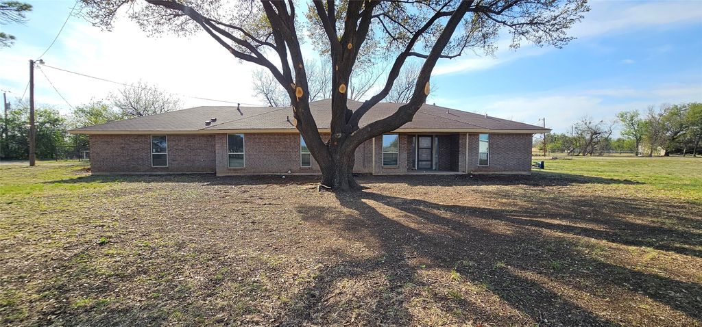 812 Orange Street, Merkel, TX 79536