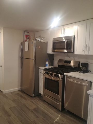 77 Bristow St 1, Saugus, MA 01906