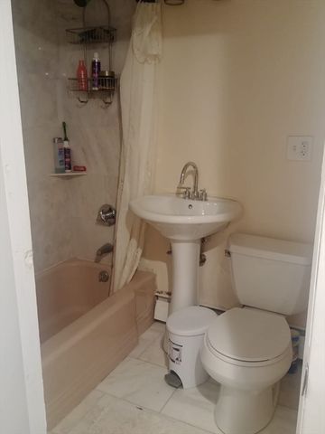 77 Bristow St 1, Saugus, MA 01906