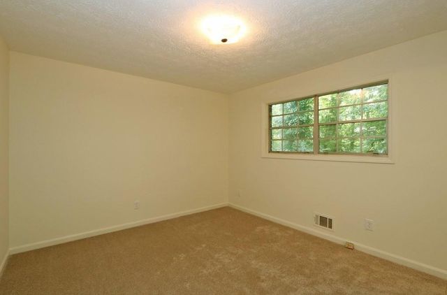 4215 Fawn Lane SE, Smyrna, GA 30082