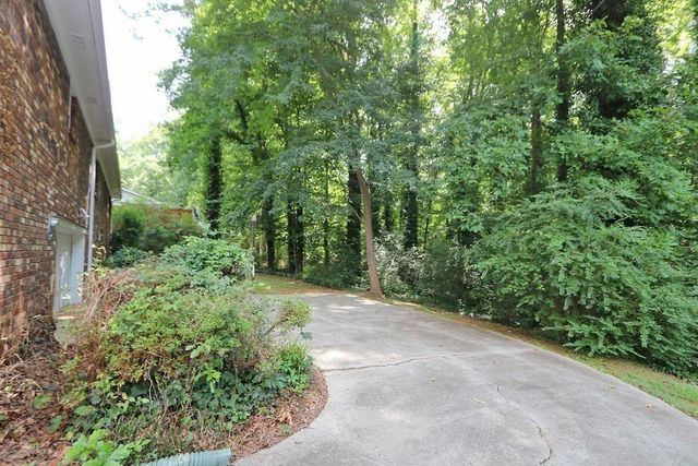 4215 Fawn Lane SE, Smyrna, GA 30082