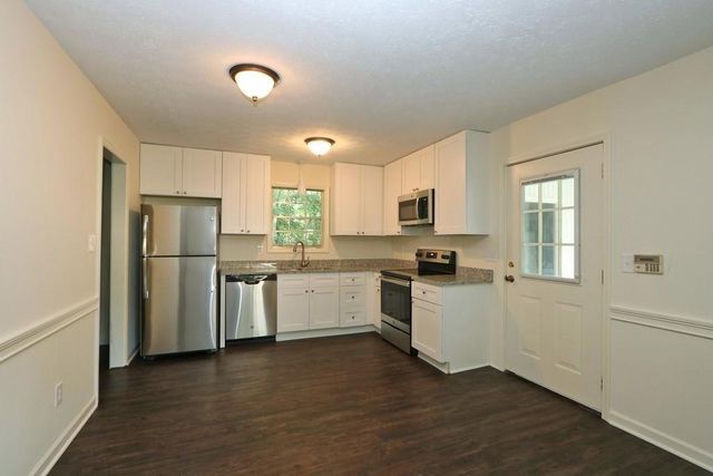 4215 Fawn Lane SE, Smyrna, GA 30082