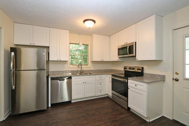 4215 Fawn Lane SE, Smyrna, GA 30082