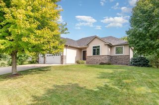 605 Heritage Trail NE, New Prague, MN 56071