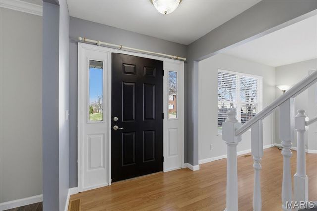 742 Oak Leaf Bluff Drive, St Charles, MO 63304