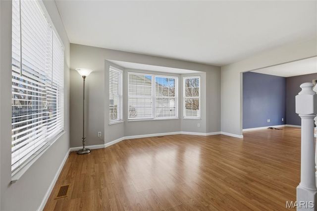 742 Oak Leaf Bluff Drive, St Charles, MO 63304