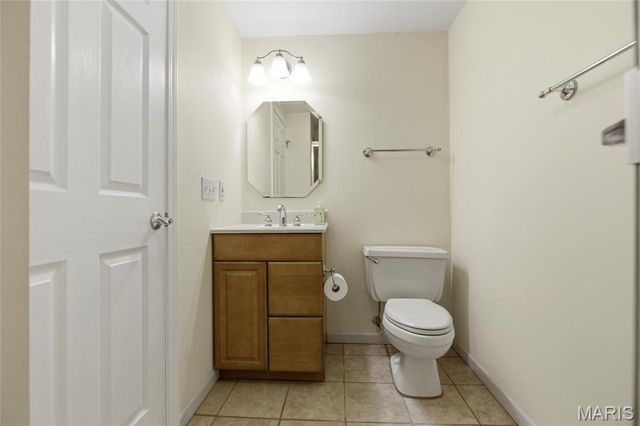 742 Oak Leaf Bluff Drive, St Charles, MO 63304