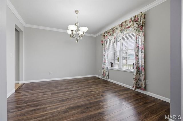 742 Oak Leaf Bluff Drive, St Charles, MO 63304