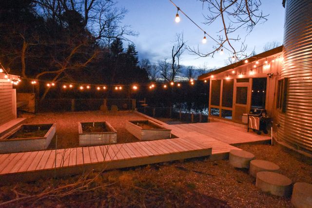 7058 E Farm Road 132, Springfield, MO 65802