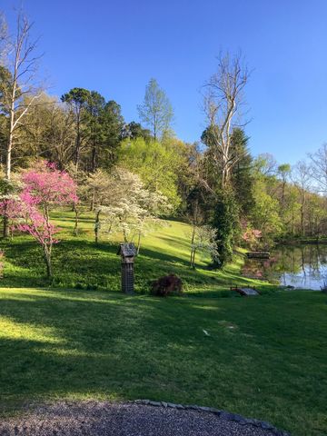 7058 E Farm Road 132, Springfield, MO 65802