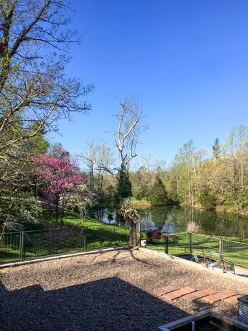 7058 E Farm Road 132, Springfield, MO 65802