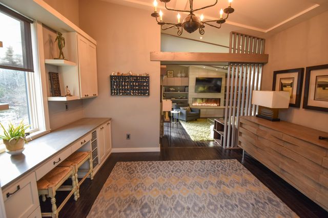 7058 E Farm Road 132, Springfield, MO 65802