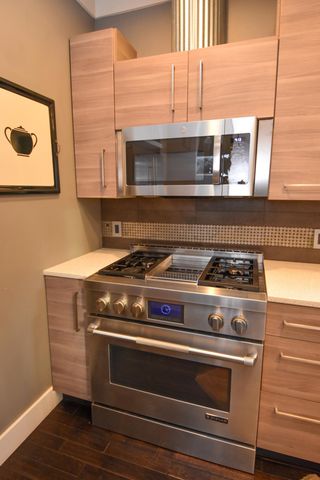 7058 E Farm Road 132, Springfield, MO 65802