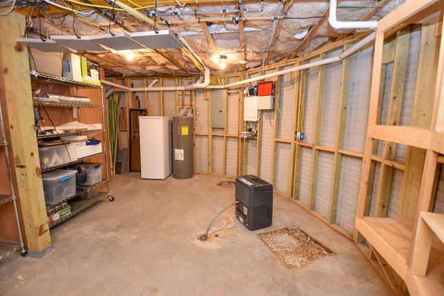 7058 E Farm Road 132, Springfield, MO 65802