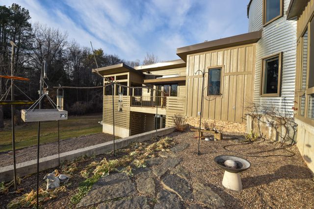 7058 E Farm Road 132, Springfield, MO 65802