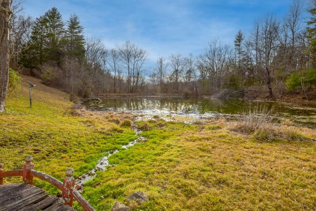 7058 E Farm Road 132, Springfield, MO 65802